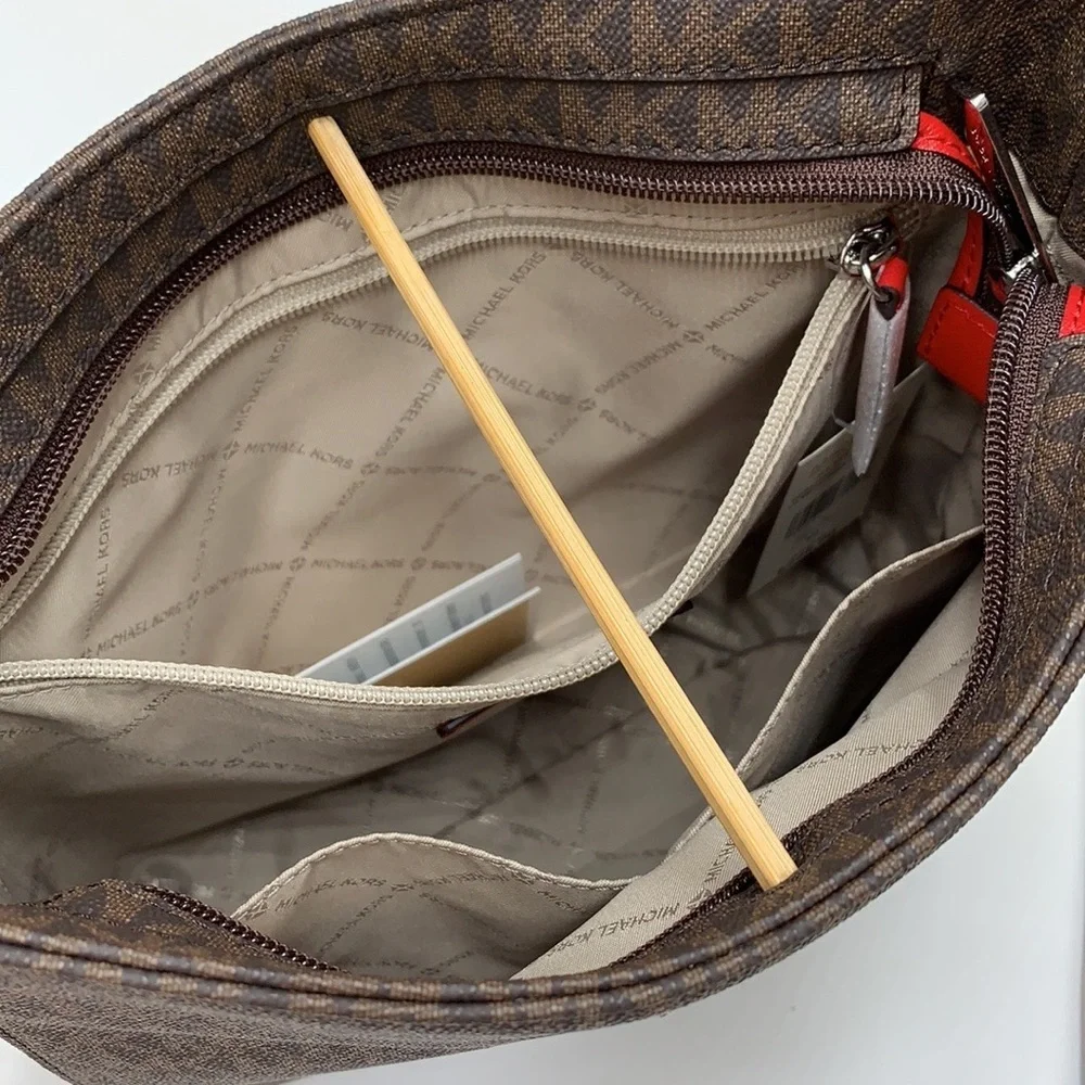 MICHAEL KORS Jet Set Travel Large Logo Messenger Bag BRIGHT RED/BROWN SIGNATURE